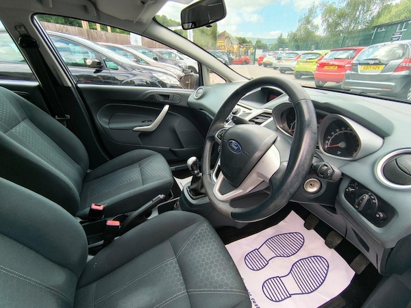 Used Ford Fiesta 2010 for sale - 75544055: Photo 13