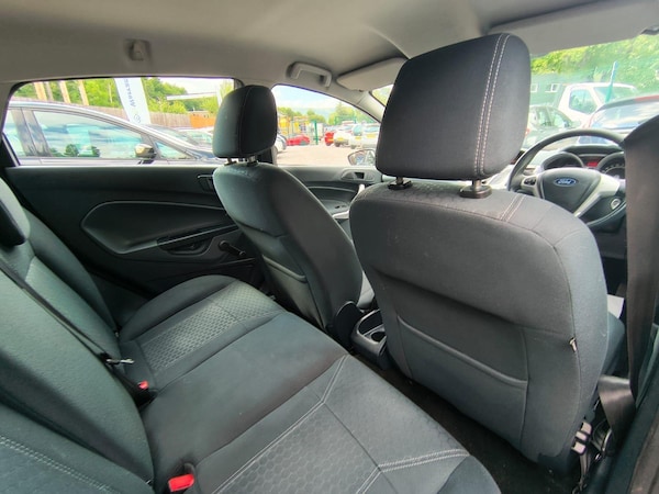 Used Ford Fiesta 2010 for sale - 75544055: Photo 16