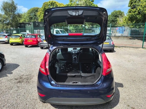 Used Ford Fiesta 2010 for sale - 75544055: Photo 20