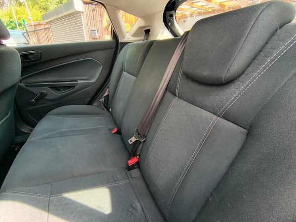 Used Ford Fiesta 2010 for sale - 75544055: Photo 23