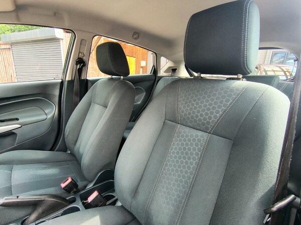 Used Ford Fiesta 2010 for sale - 75544055: Photo 27