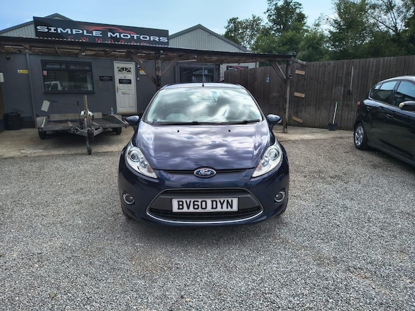 Used Ford Fiesta 2010 for sale - 75544055: Photo 2