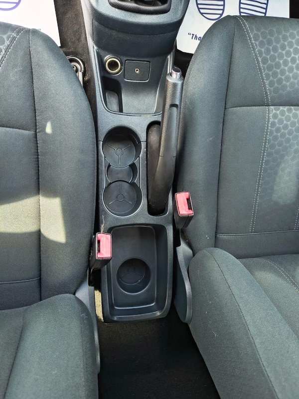 Used Ford Fiesta 2010 for sale - 75544055: Photo 31