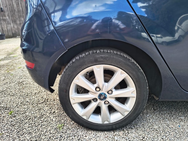 Used Ford Fiesta 2010 for sale - 75544055: Photo 54