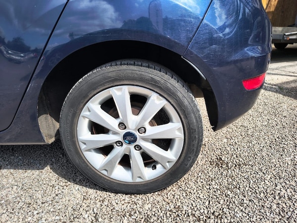 Used Ford Fiesta 2010 for sale - 75544055: Photo 56