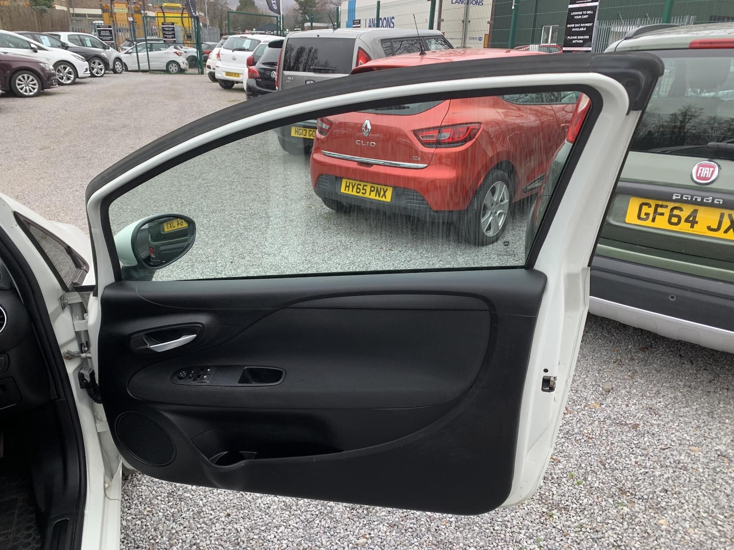 Used Fiat Punto 2012 for sale - 77732769: Photo 22