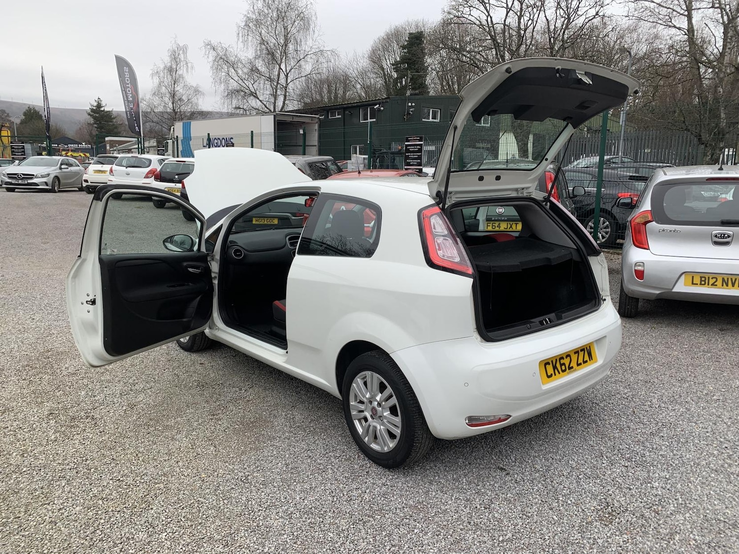 Used Fiat Punto 2012 for sale - 77732769: Photo 49