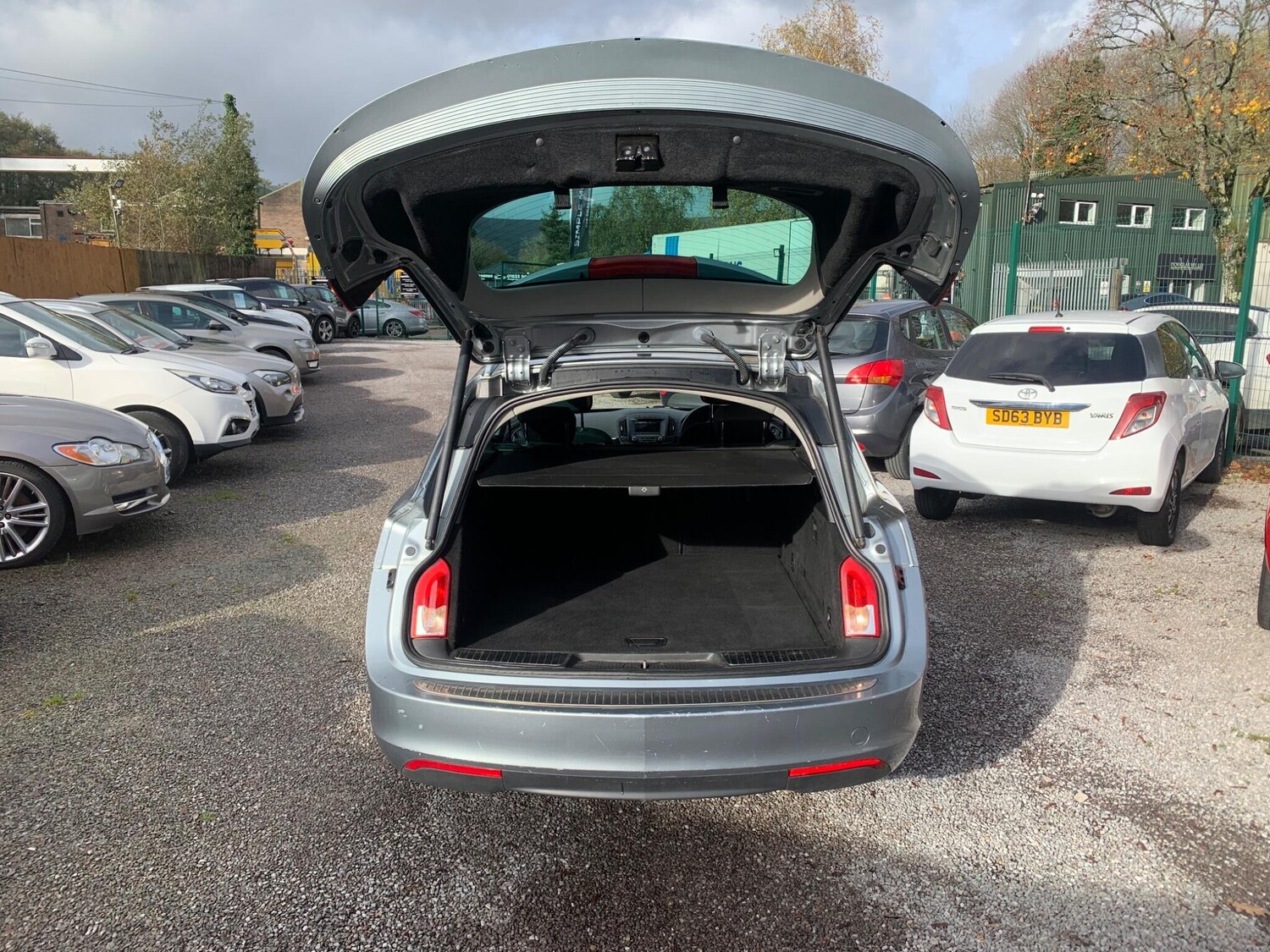 Used Vauxhall Insignia 2015 for sale - 76645340: Photo 25