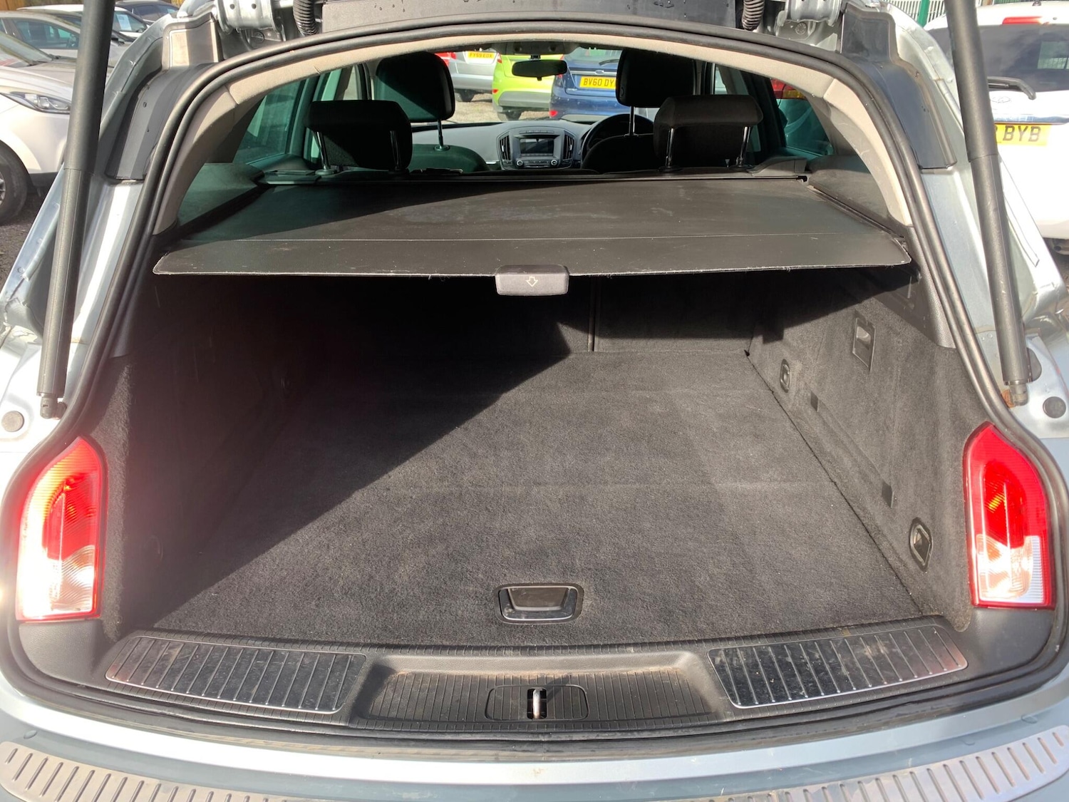 Used Vauxhall Insignia 2015 for sale - 76645340: Photo 26