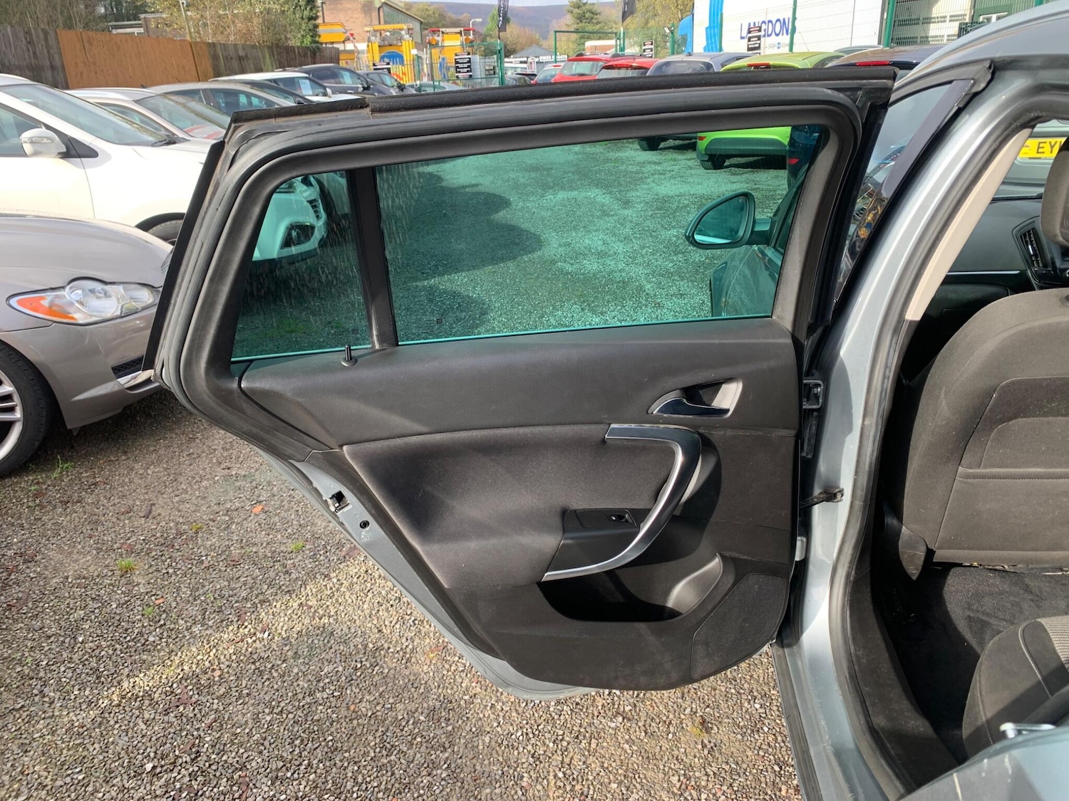 Used Vauxhall Insignia 2015 for sale - 76645340: Photo 30