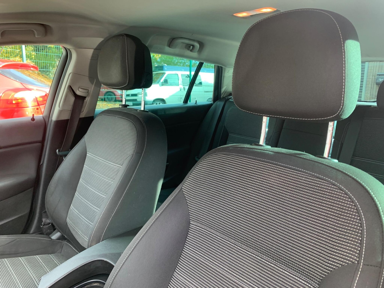 Used Vauxhall Insignia 2015 for sale - 76645340: Photo 33