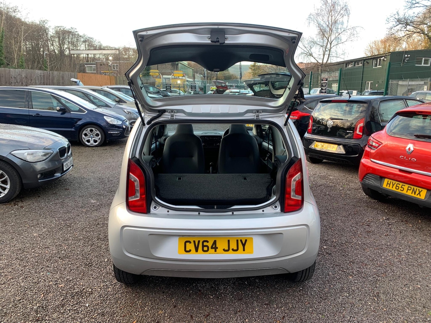 Used Volkswagen up! 2014 for sale - 76964994: Photo 24