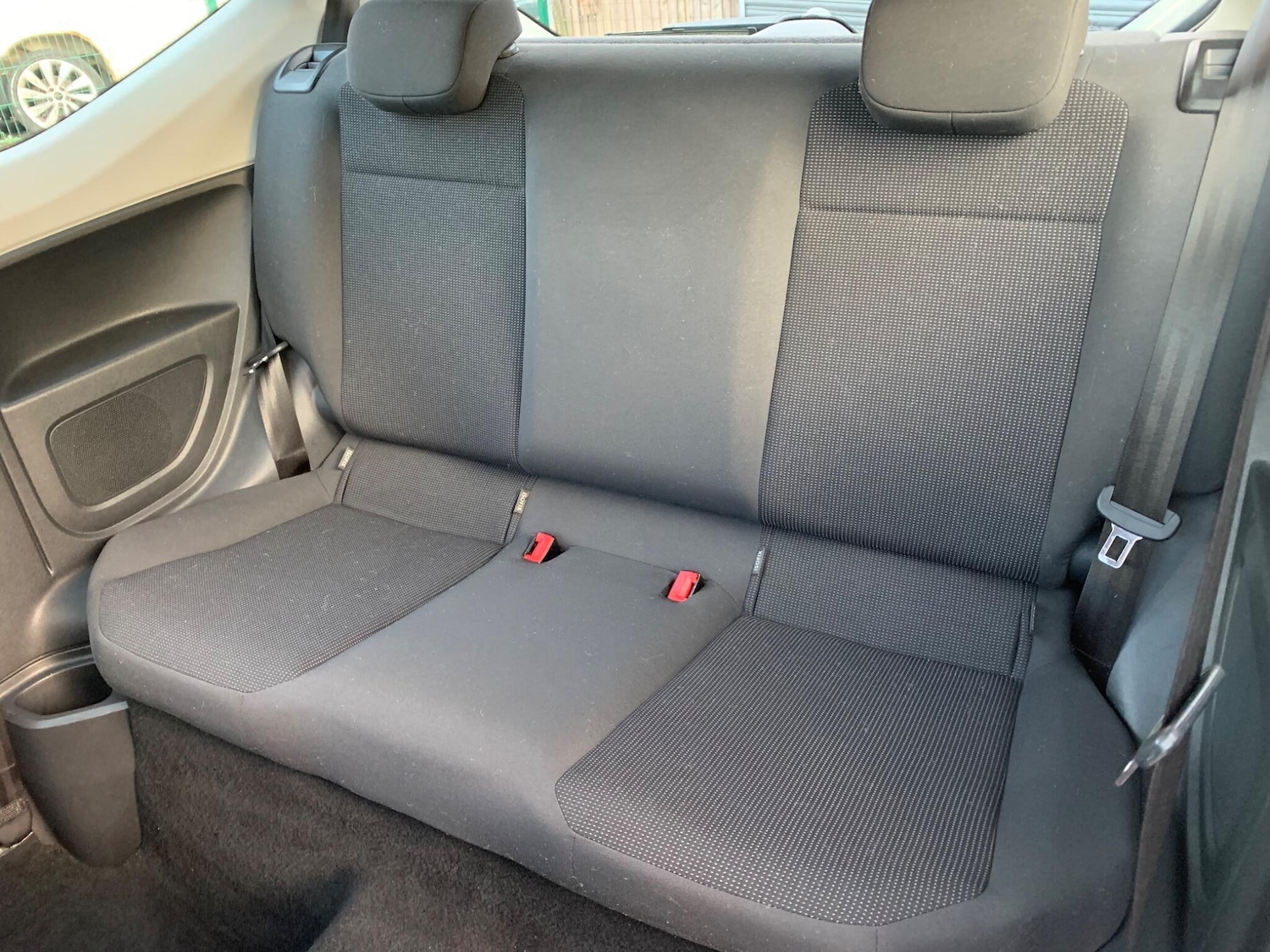 Used Volkswagen up! 2014 for sale - 76964994: Photo 25