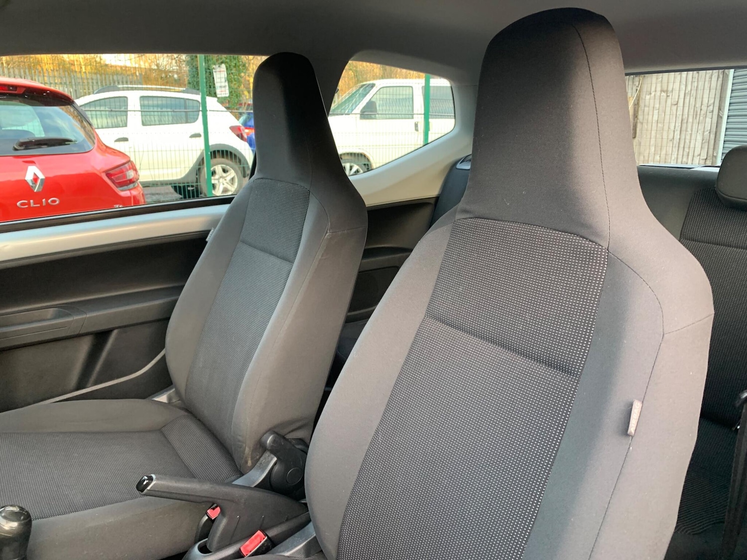 Used Volkswagen up! 2014 for sale - 76964994: Photo 33