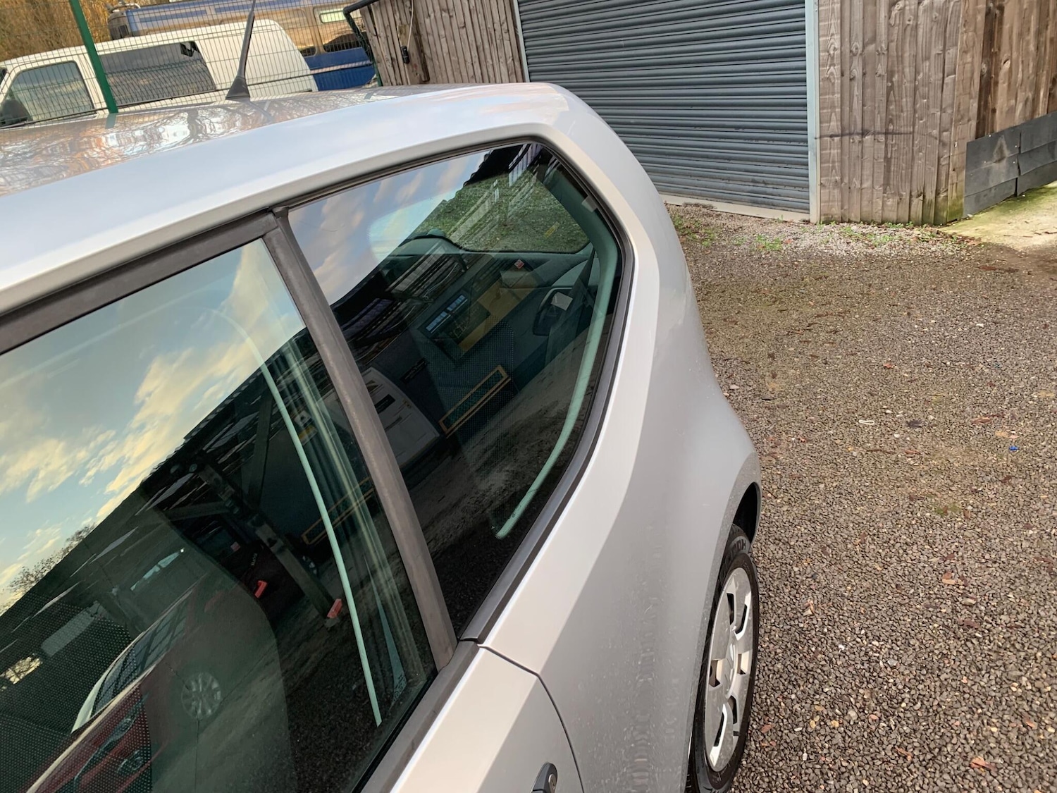 Used Volkswagen up! 2014 for sale - 76964994: Photo 70