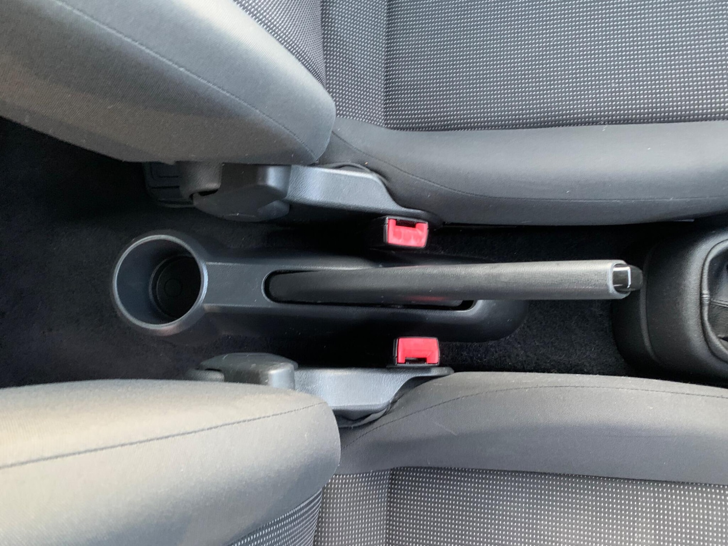 Used Volkswagen up! 2014 for sale - 76964994: Photo 90