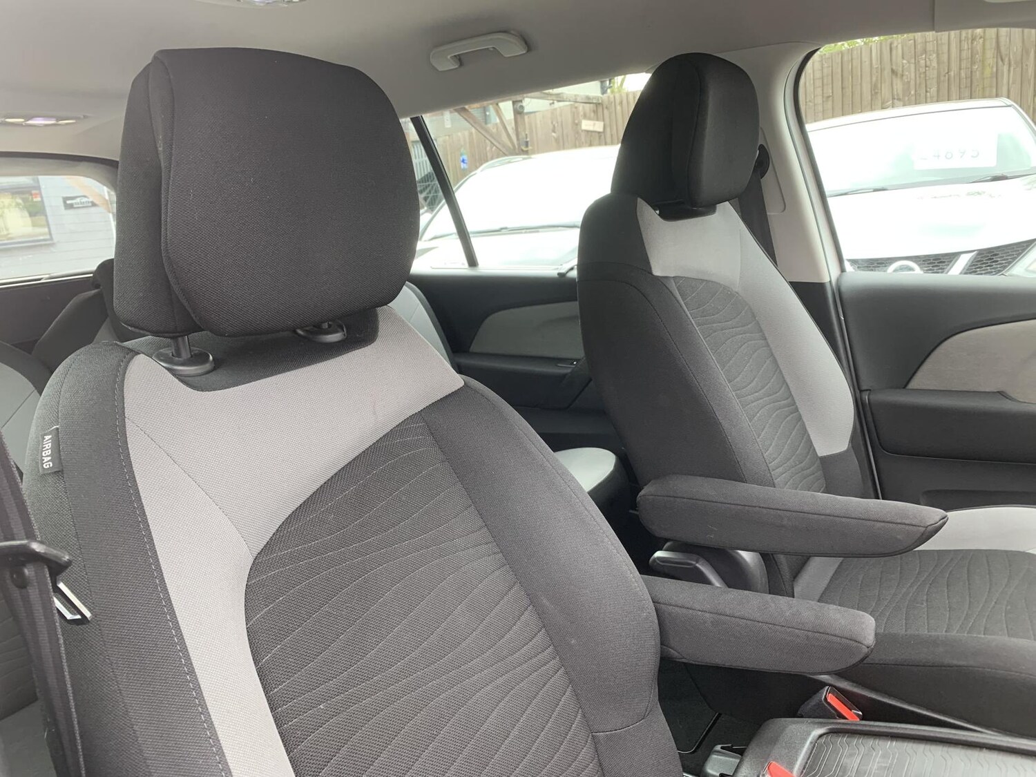 Used Citroen Grand C4 Picasso 2014 for sale - 78180418: Photo 12