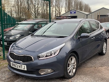 2013 (63) - 1.6 CRDi 3 EcoDynamics 5dr