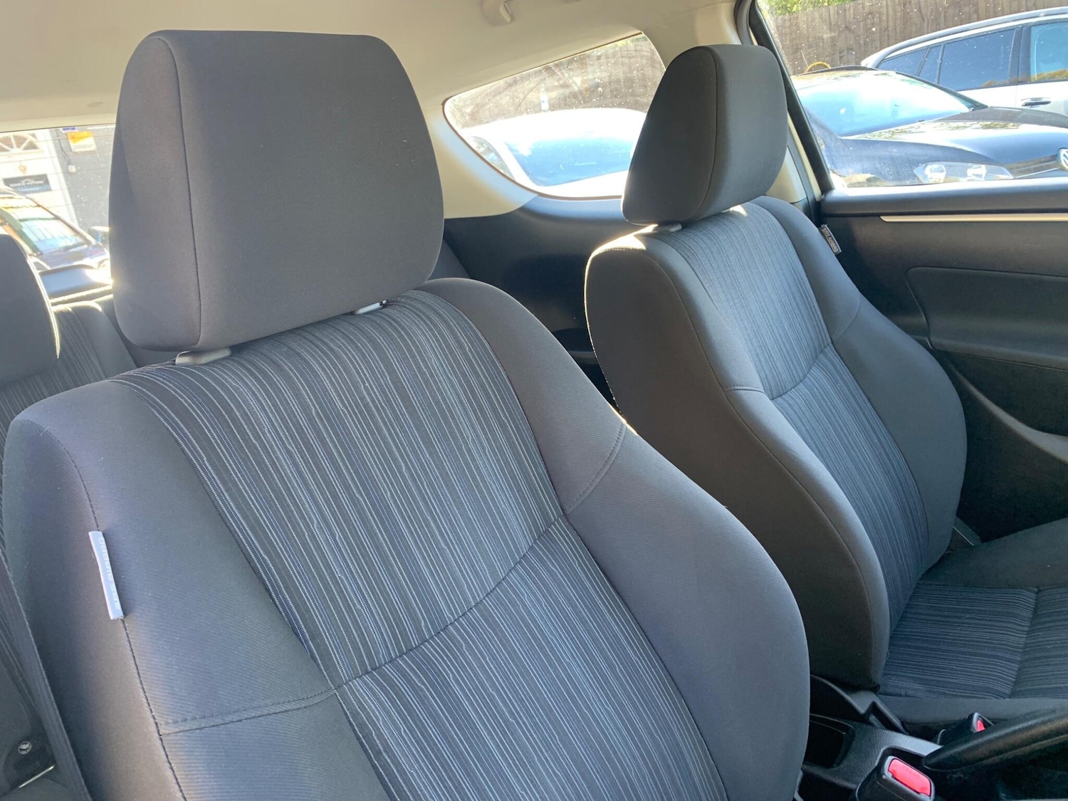 Used Suzuki Swift 2015 for sale - 76377297: Photo 12