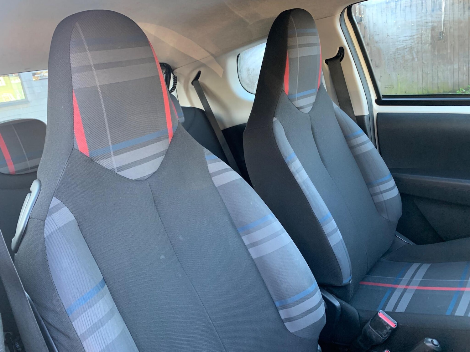 Used Peugeot 108 2015 for sale - 76926857: Photo 11