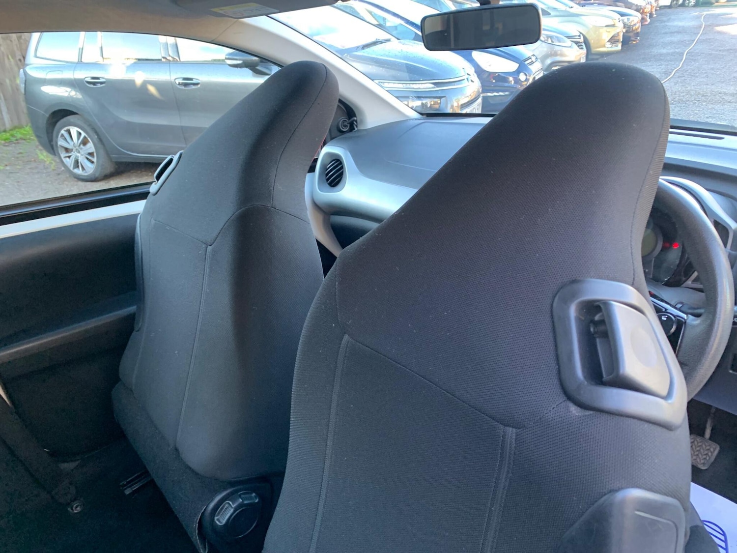 Used Peugeot 108 2015 for sale - 76926857: Photo 22