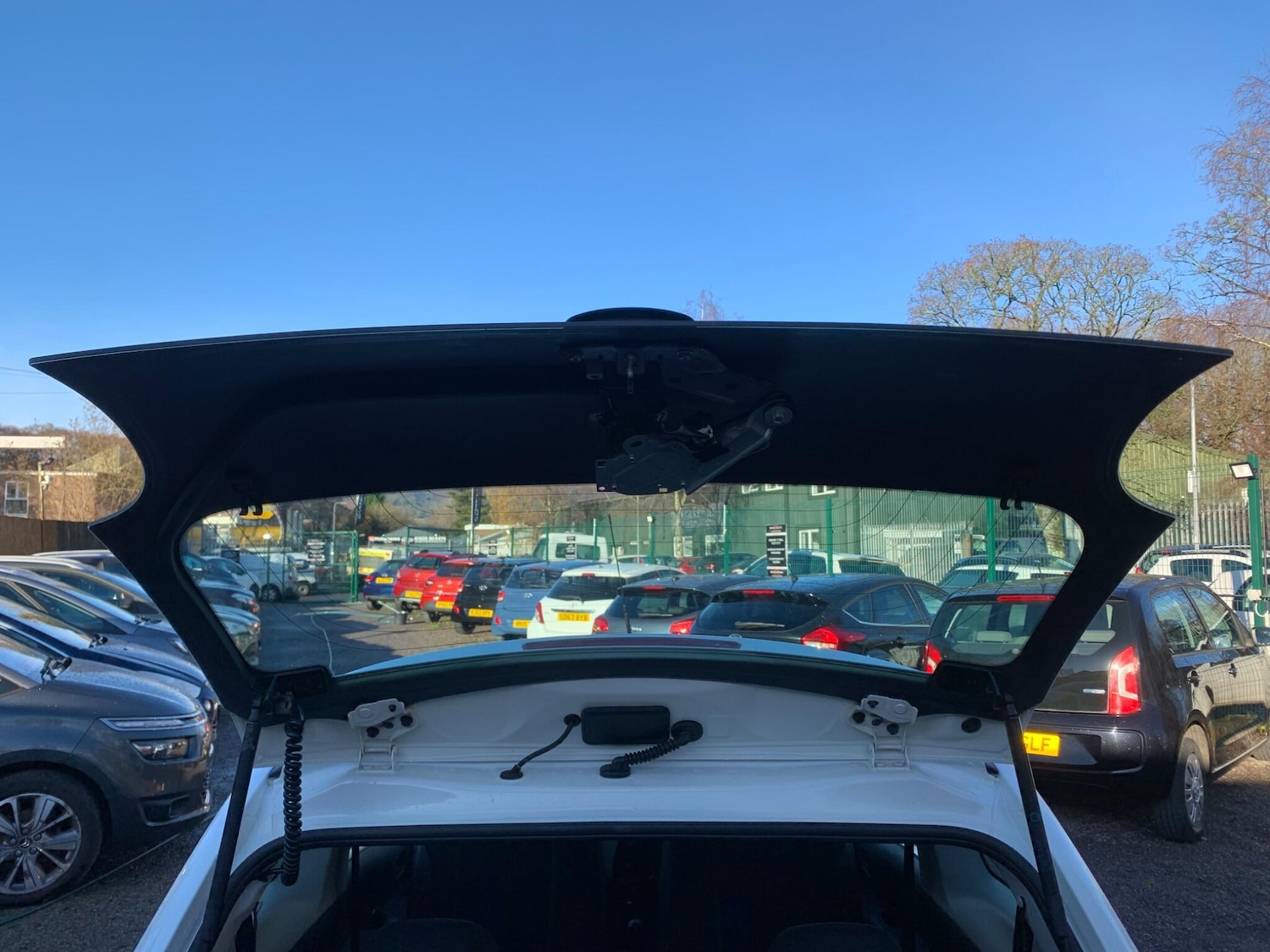 Used Peugeot 108 2015 for sale - 76926857: Photo 28