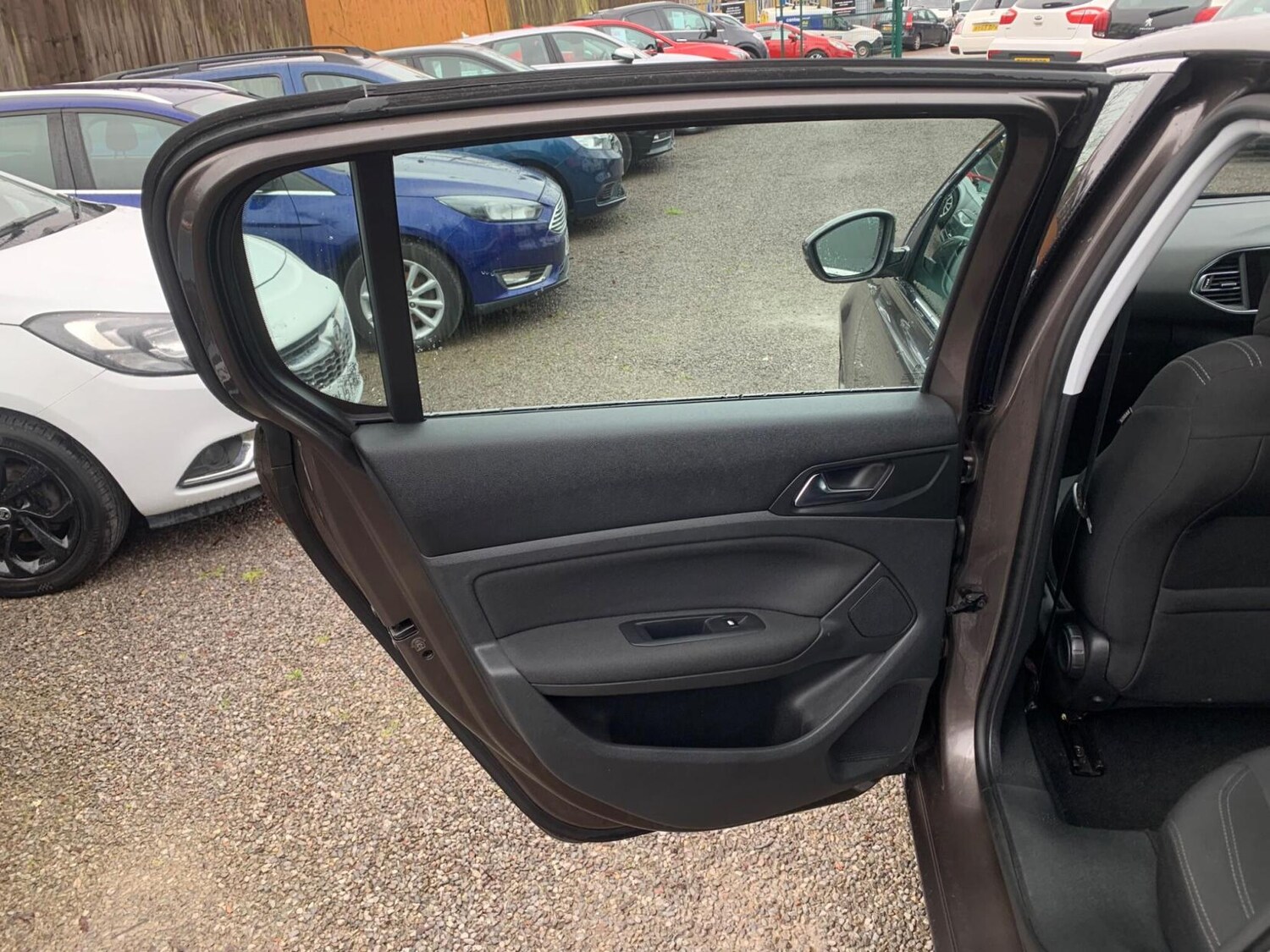 Used Peugeot 308 2014 for sale - 77591033: Photo 36