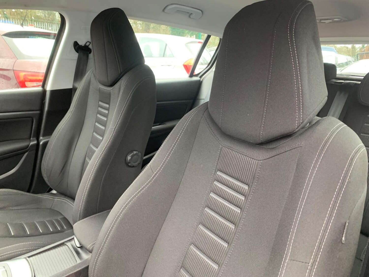 Used Peugeot 308 2014 for sale - 77591033: Photo 40