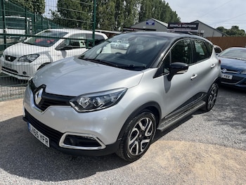 Used Renault Captur 2015 for sale - 79471371: Photo