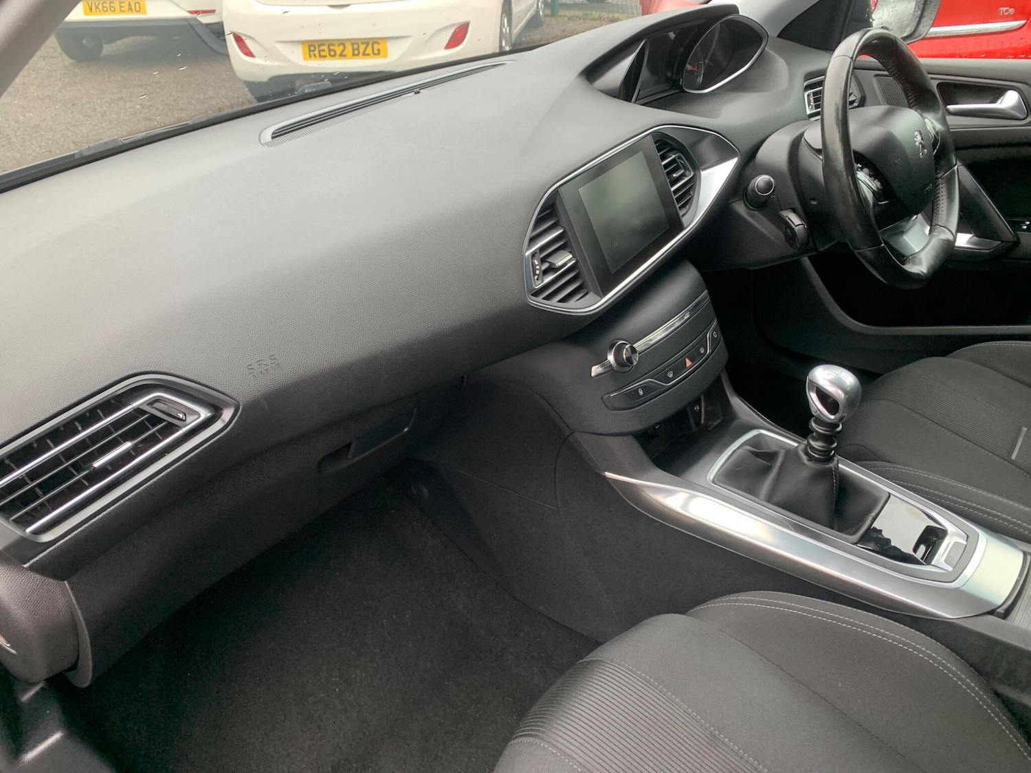 Used Peugeot 308 2014 for sale - 77549819: Photo 38