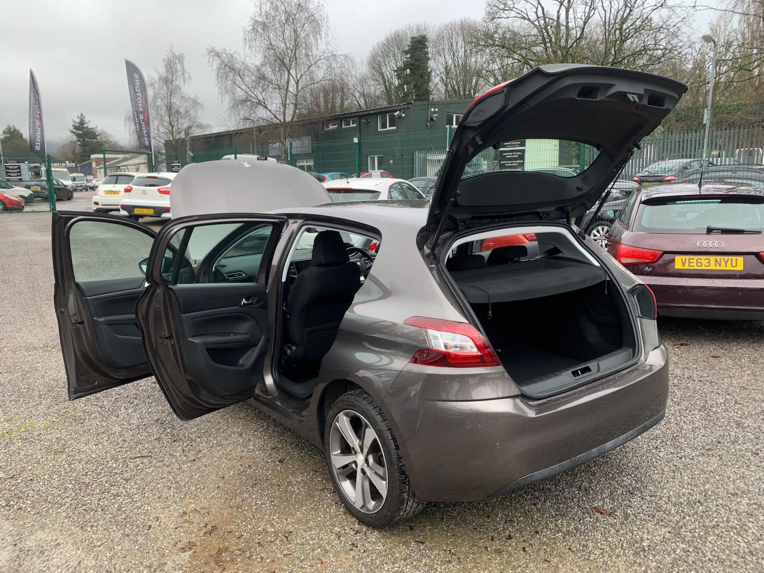 Used Peugeot 308 2014 for sale - 77549819: Photo 53