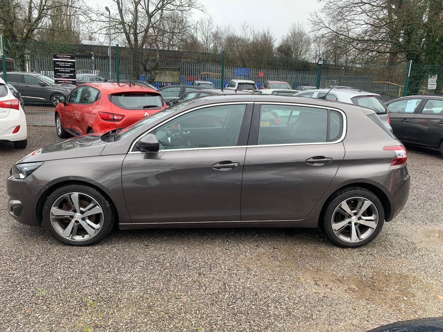Used Peugeot 308 2014 for sale - 77549819: Photo 9