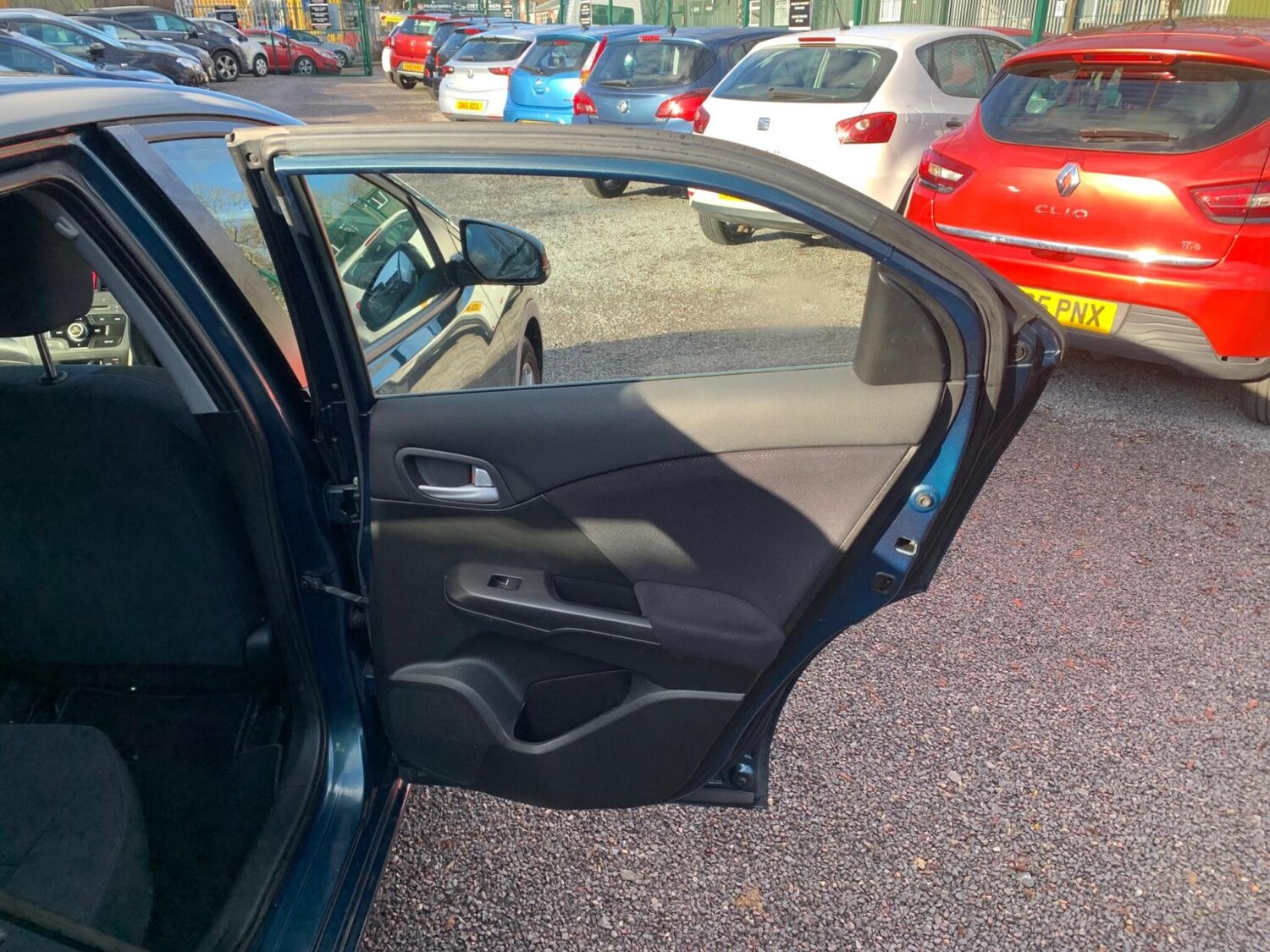 Used Honda Civic 2012 for sale - 77591046: Photo 23