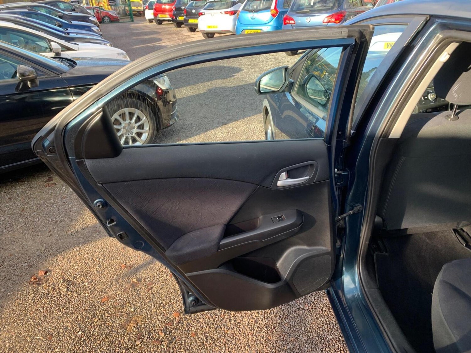 Used Honda Civic 2012 for sale - 77591046: Photo 35