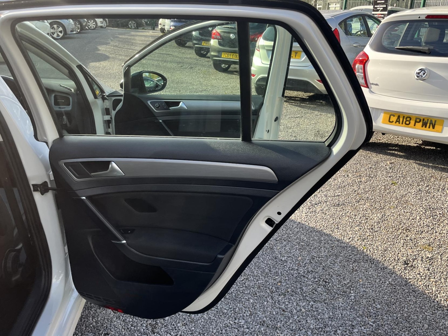 Used Volkswagen Golf 2015 for sale - 78071682: Photo 28