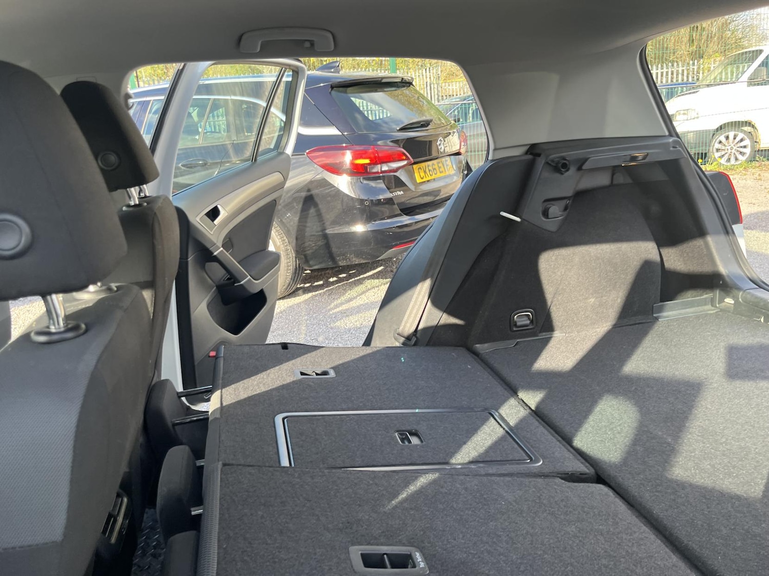 Used Volkswagen Golf 2015 for sale - 78071682: Photo 38