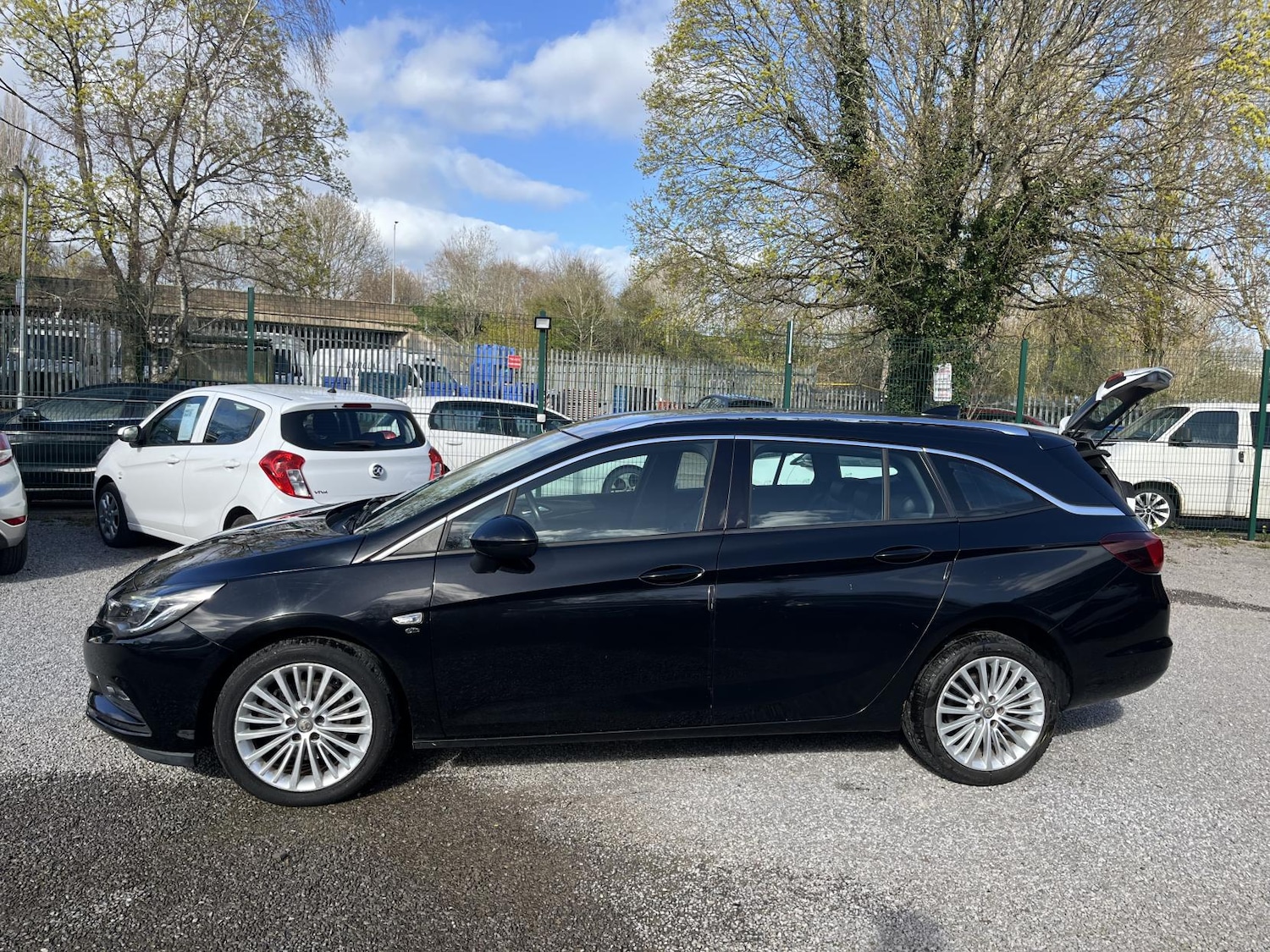 Used Vauxhall Astra 2016 for sale - 78071684: Photo 6