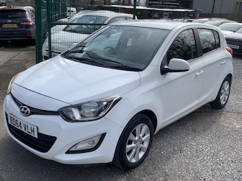 Used Hyundai i20 2014 for sale - 78028155: Photo