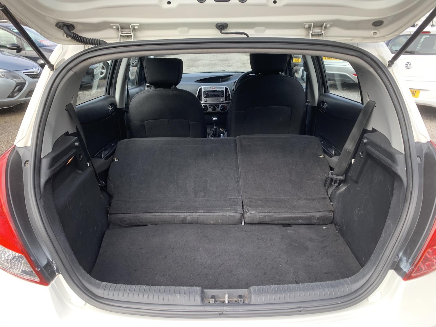 Used Hyundai i20 2014 for sale - 78028155: Photo 27