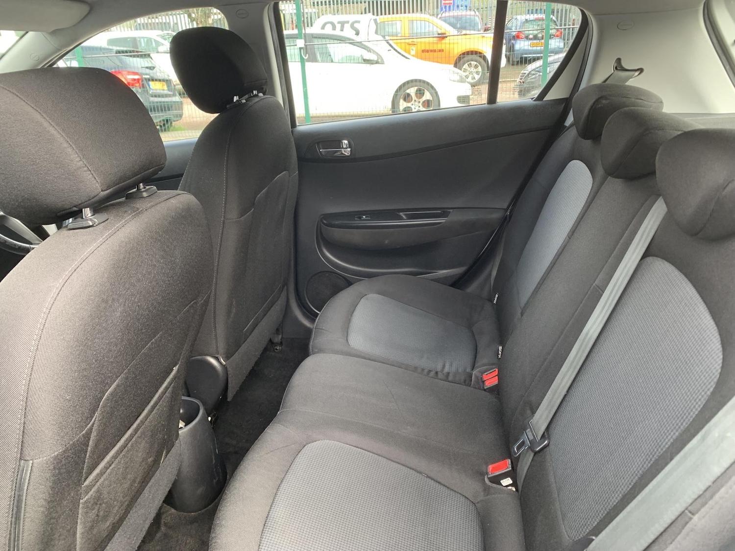 Used Hyundai i20 2014 for sale - 78028155: Photo 31