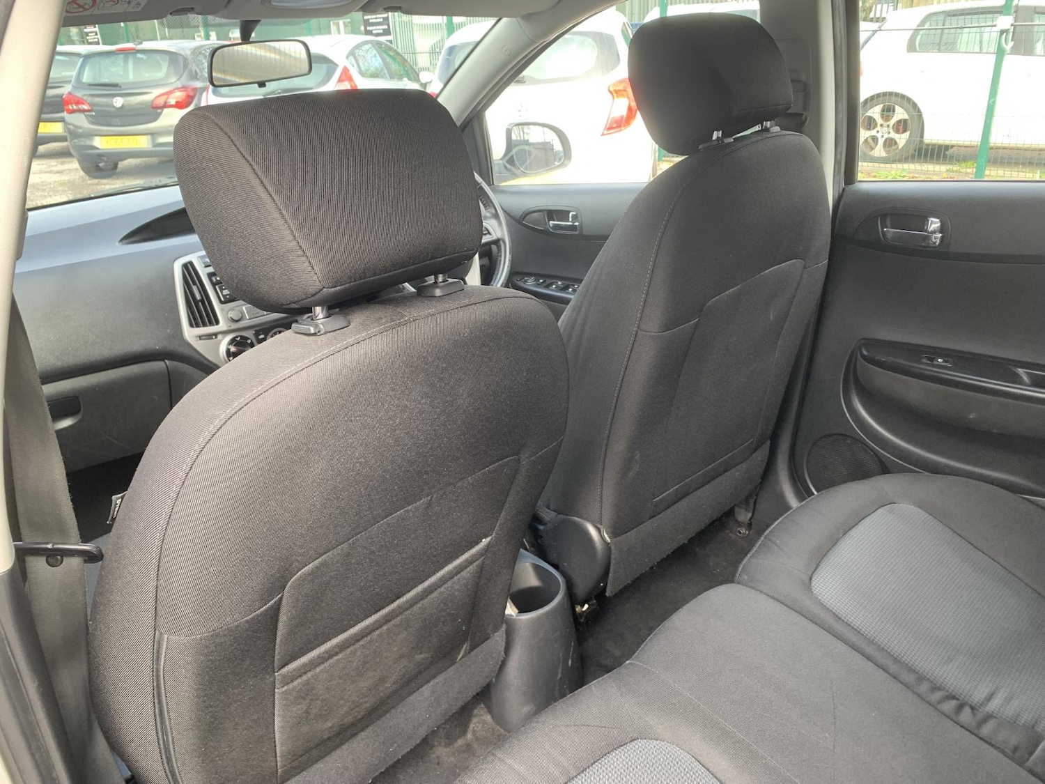 Used Hyundai i20 2014 for sale - 78028155: Photo 32