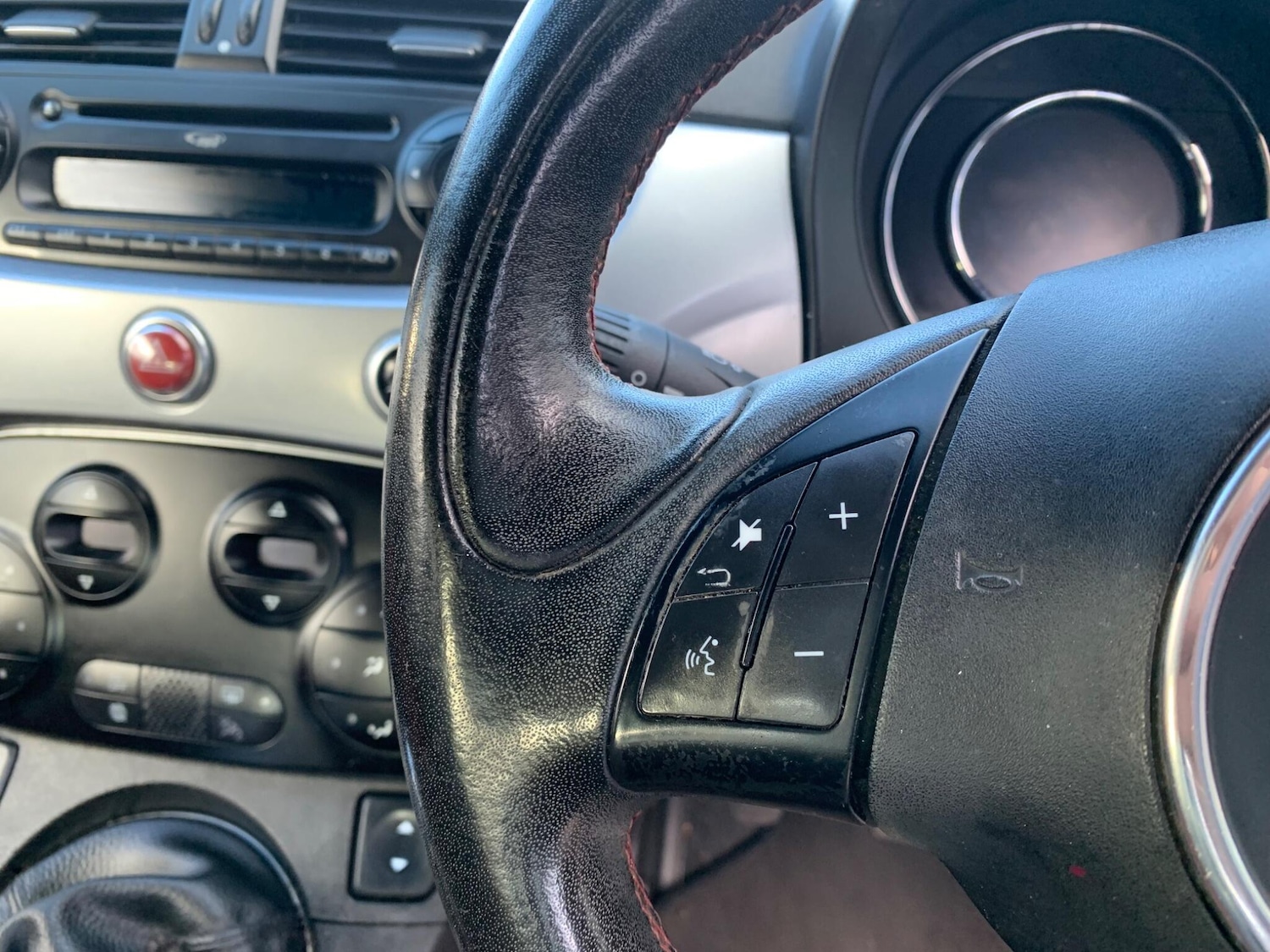 Used Fiat 500 2015 for sale - 77130732: Photo 14