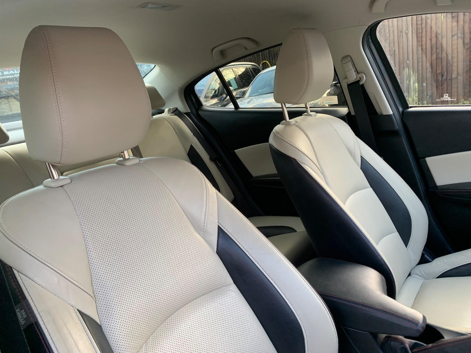 Used Mazda Mazda3 2014 for sale - 76849790: Photo 11