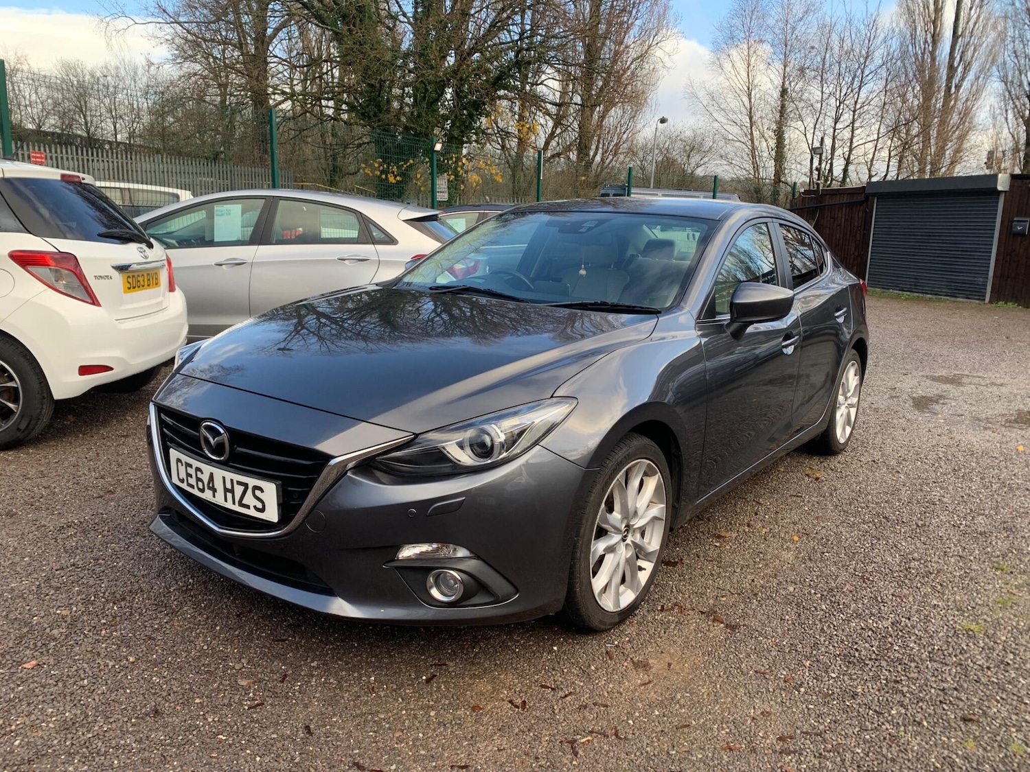 Used Mazda Mazda3 2014 for sale - 76849790: Photo 2