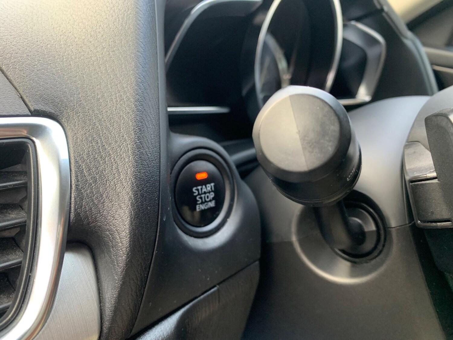 Used Mazda Mazda3 2014 for sale - 76849790: Photo 44