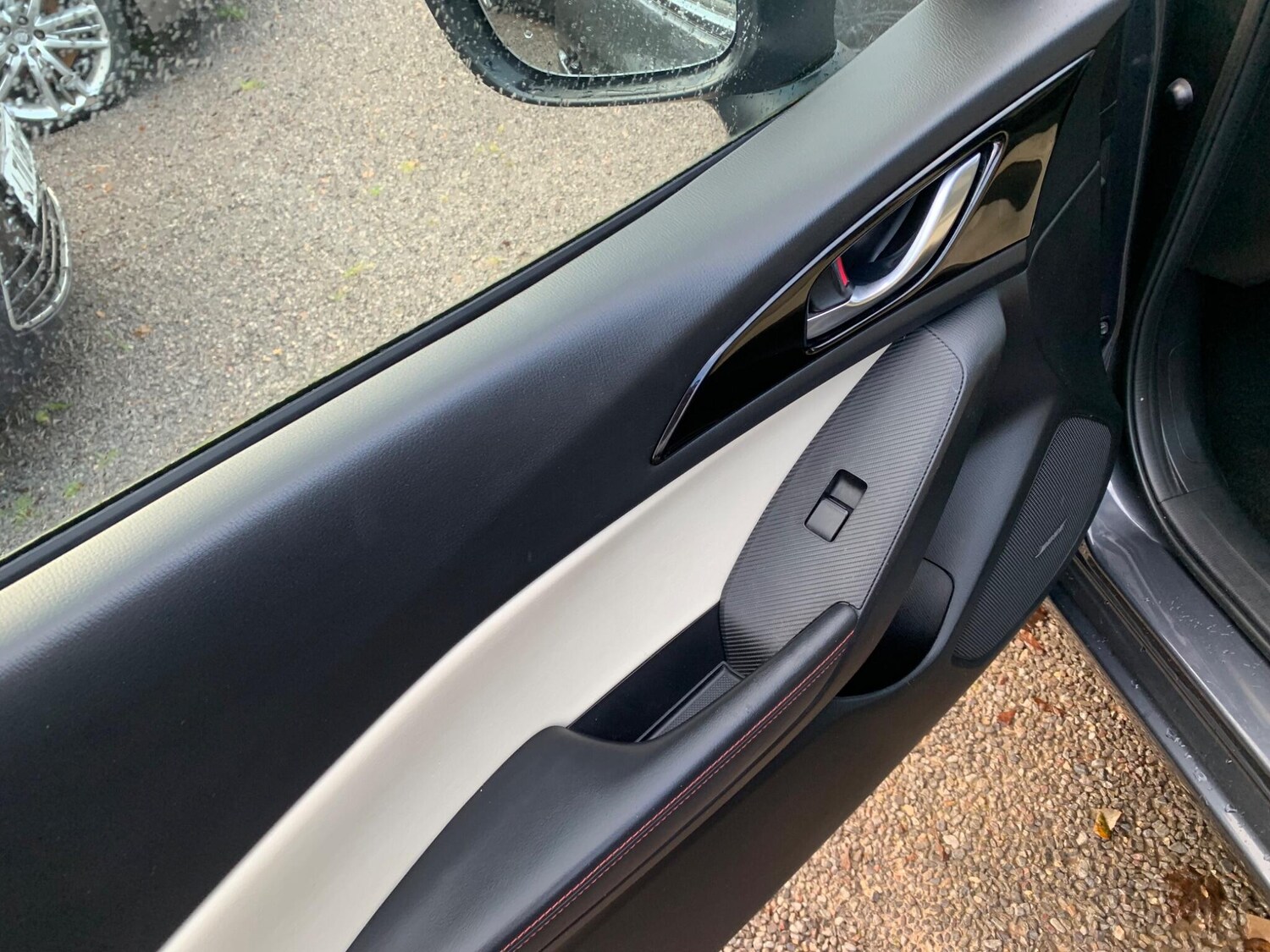 Used Mazda Mazda3 2014 for sale - 76849790: Photo 46