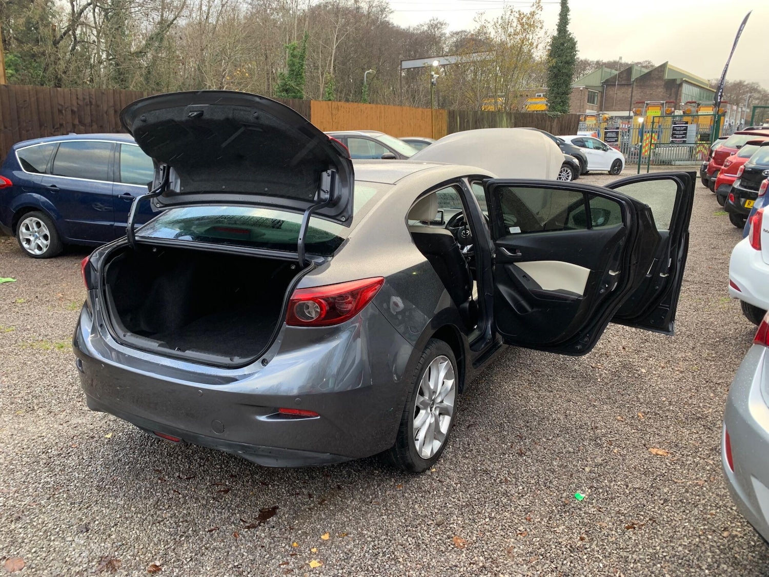 Used Mazda Mazda3 2014 for sale - 76849790: Photo 56