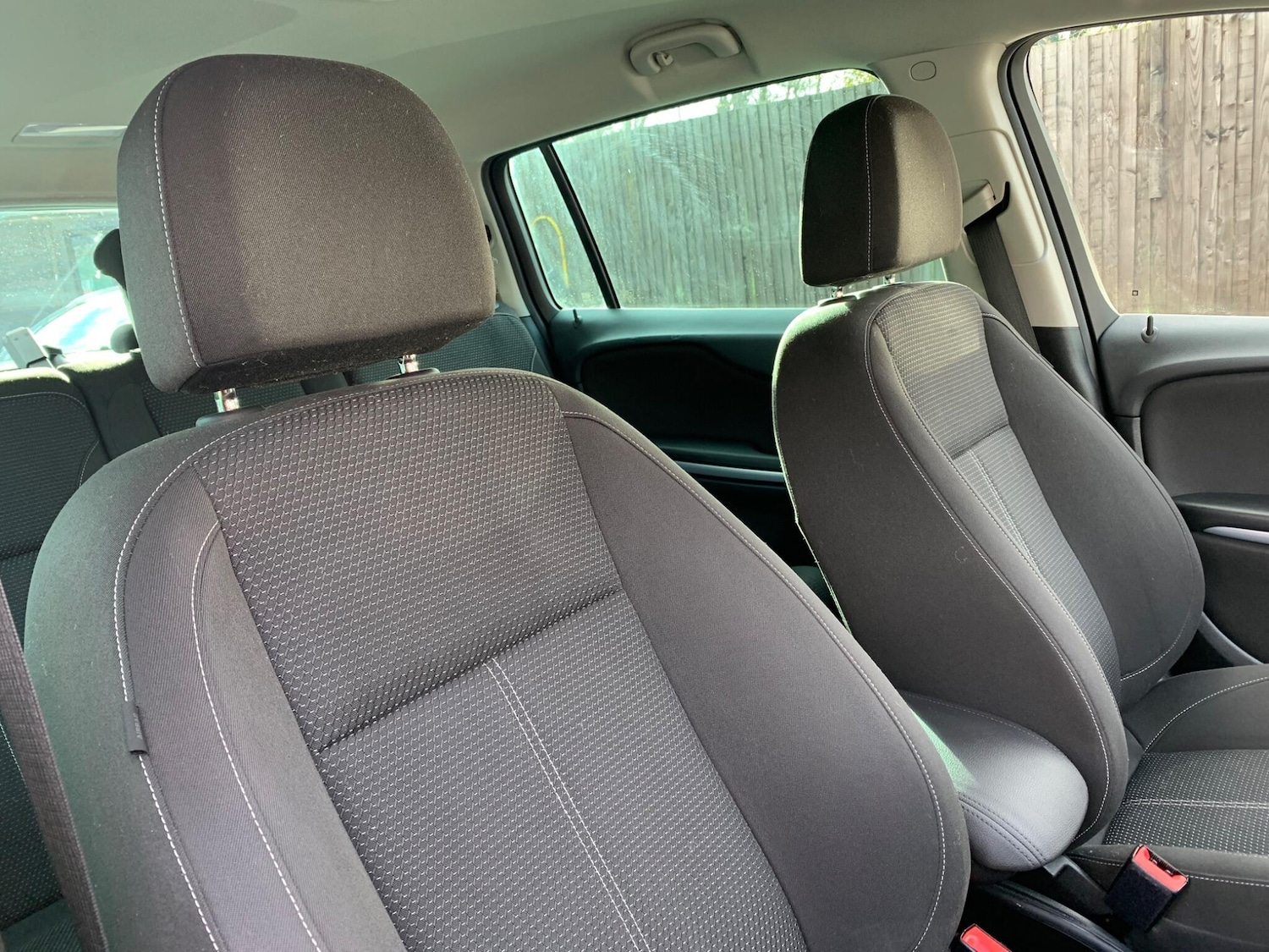 Used Vauxhall Zafira 2017 for sale - 76899143: Photo 11