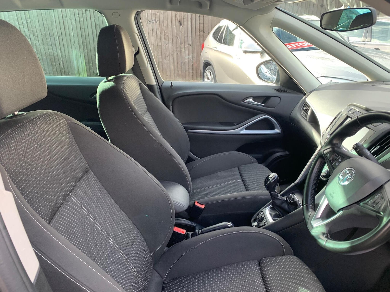 Used Vauxhall Zafira 2017 for sale - 76899143: Photo 13