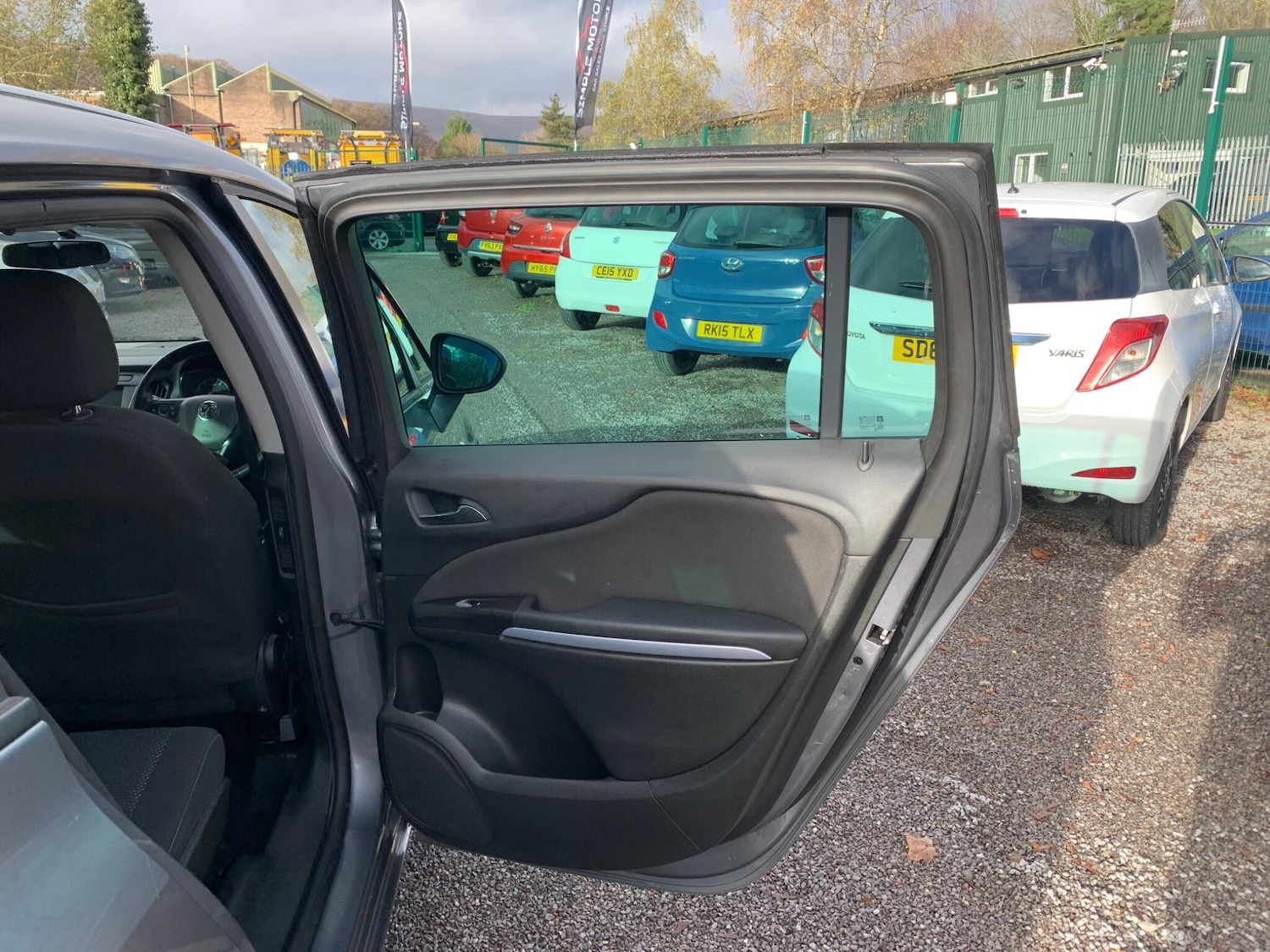 Used Vauxhall Zafira 2017 for sale - 76899143: Photo 23